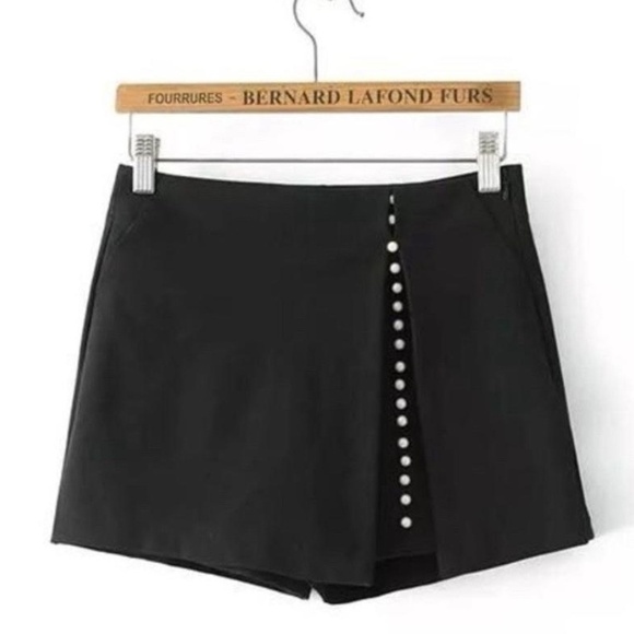 Zara Mini Skort Skirt Black Pearl Accents Size Small High Rise Womens - Picture 2 of 12